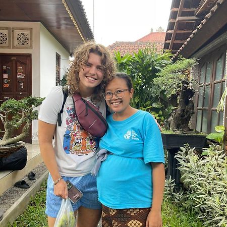 Raditya Homestay Mambat 外观 照片