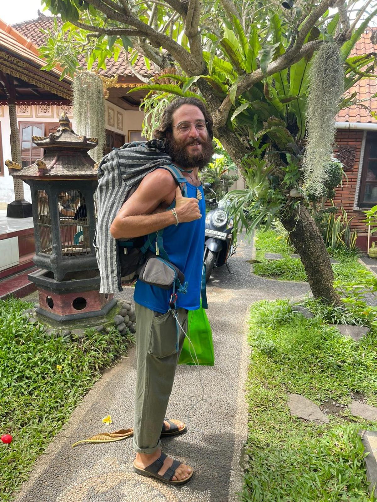 Raditya Homestay Mambat 外观 照片